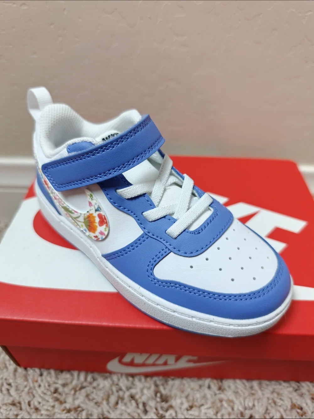 Nike White & Light Purple W/ Floral Swoosh Kids Sneakers Court Borough Low FL